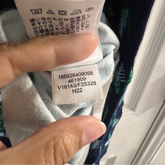 Lands’ End NWOT button down M long sleeve blue flannel winter Christmas tree - Picture 5 of 8